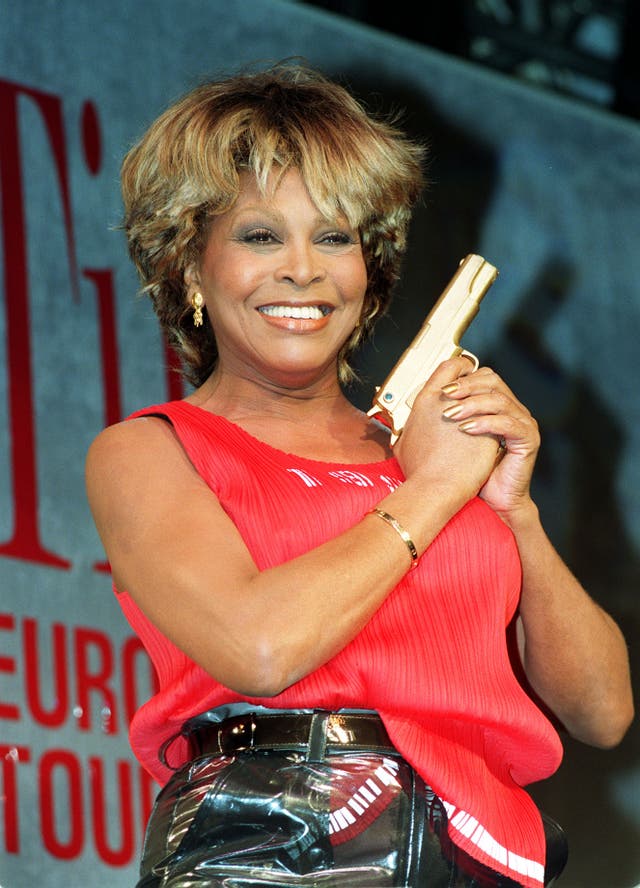 Stars pay tribute as Tina Turner celebrates 80th birthday | BT