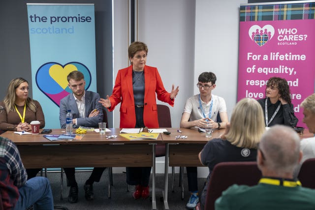 Louise Hunter, Ryan McShane, Nicola Sturgeon, Ethan Mulhall and Fiona Duncan