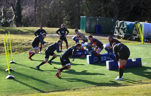 The indoor centre at England's Surrey training base is to be turned into a hot and humid environment