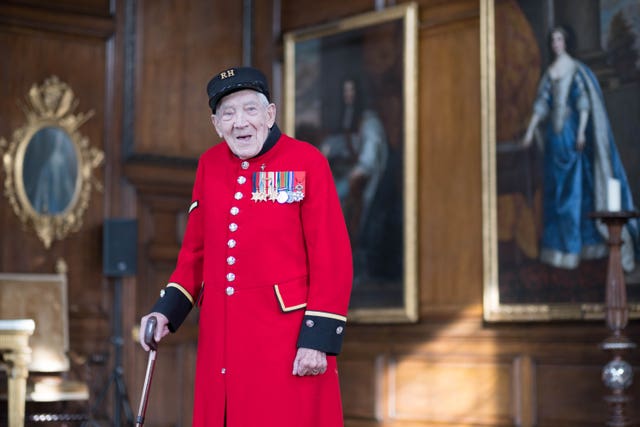 George Skipper at his home in the Royal Hospital Chelsea