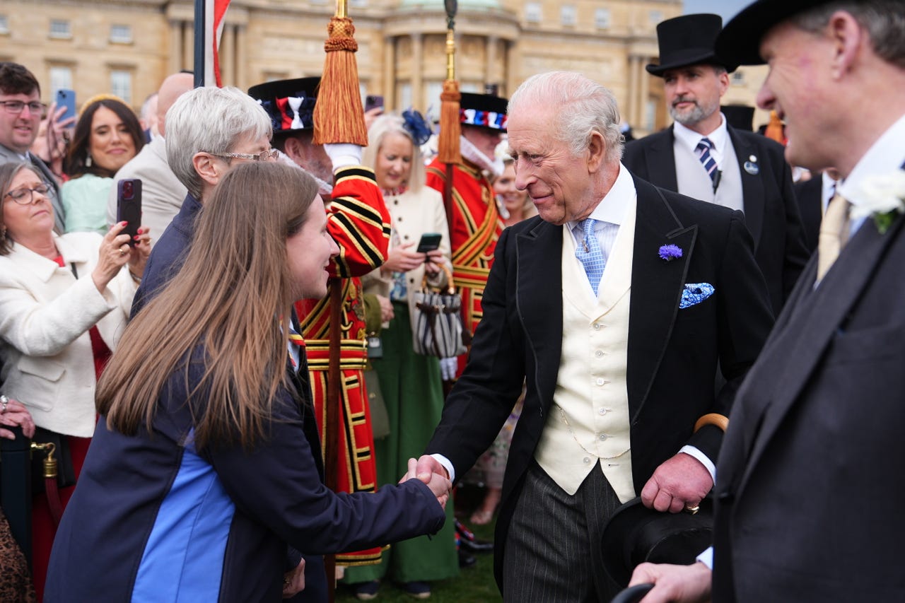 King praised for US speech at first garden party of the season ...