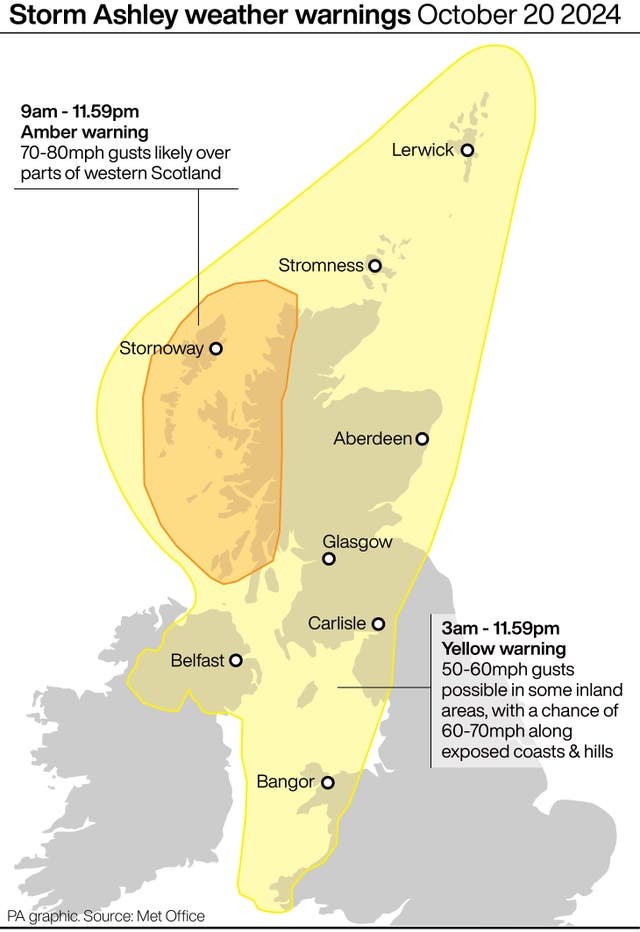 Map highlighting the parts of the UK covered by yellow and amber weather warnings