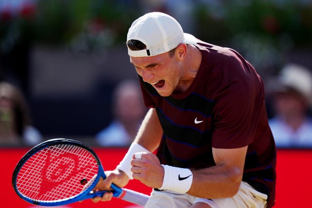 Jack Draper celebrates after victory at the HSBC Championships