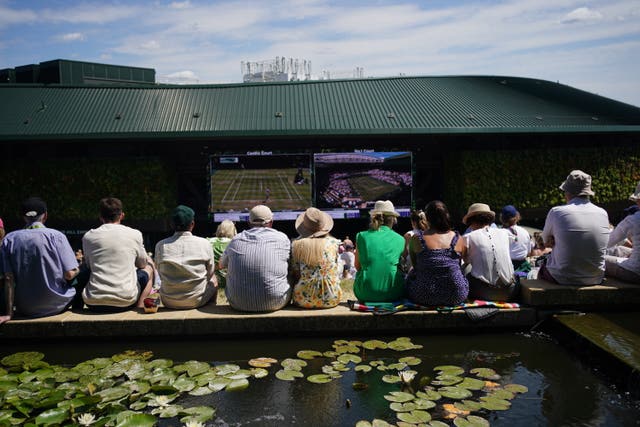 Wimbledon fans