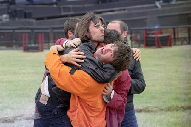 GALLAGHER BROTHERS TIGHT CLINCH