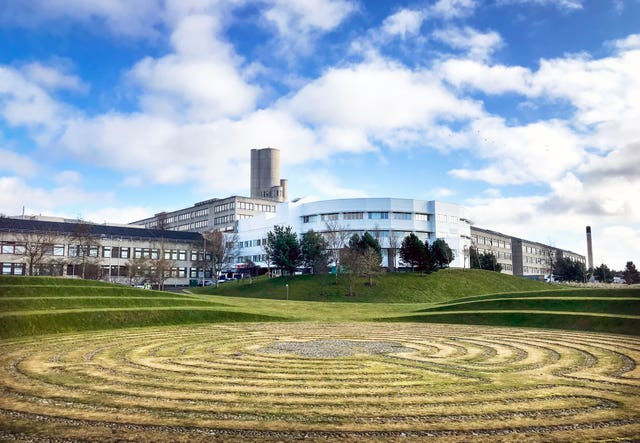 Exterior view of Ninewells Hospital
