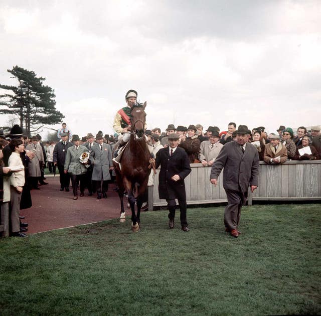 The magnificent Nijinsky with Lester Piggott following the 2000 Guineas