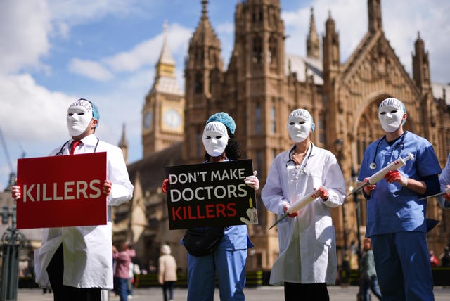 Campaigners against assisted dying protest outside Parliament 