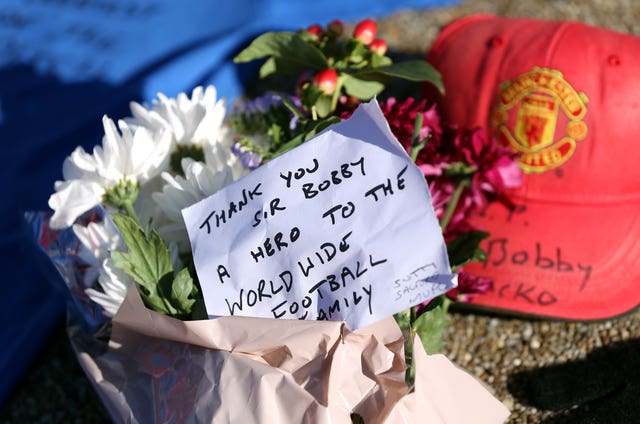 Sir Bobby Charlton tributes outside Old Trafford