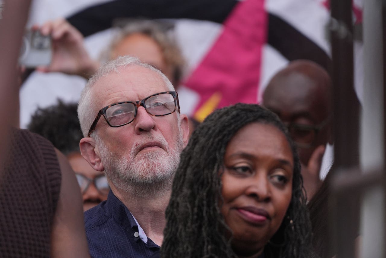 ‘Stop the far right’, say marchers on anniversary of Battle of Cable ...