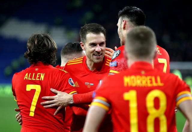 Wales beat Hungary to qualify for Euro 2020
