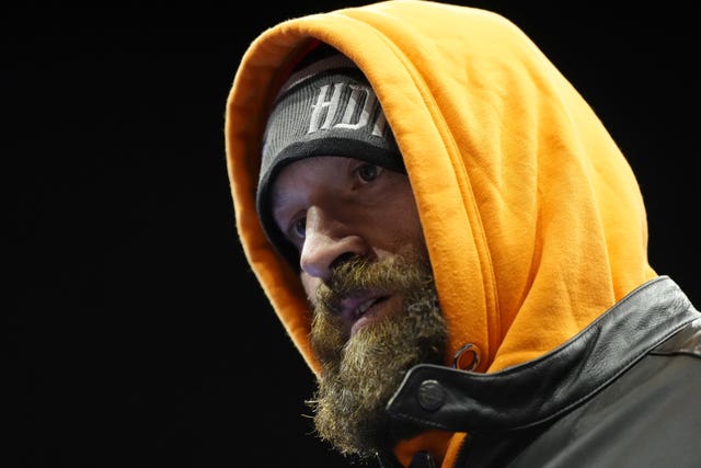 Tyson Fury's beard is a bone of contention for Oleksandr Usyk's camp