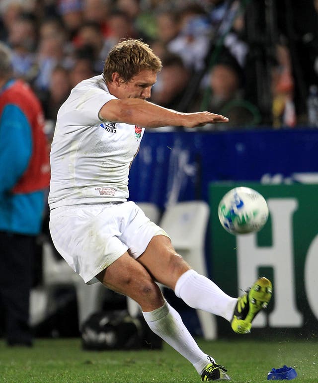 Jonny Wilkinson kicks a penalty for England at the 2011 World Cup 