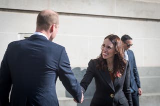 William Receives Traditional Maori Greeting From New Zealand Pm Jacinda 