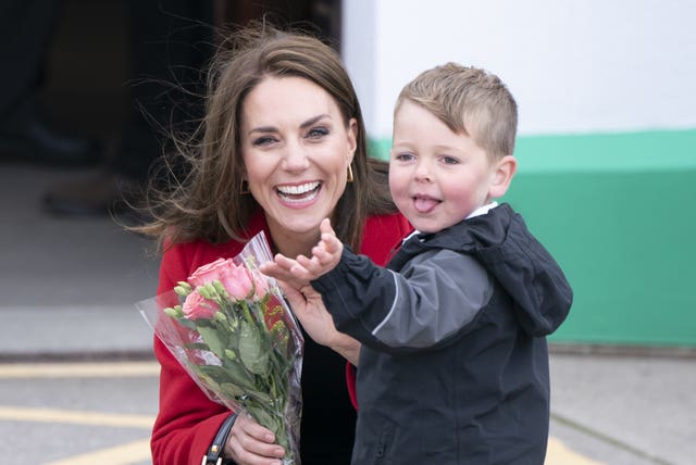 Kate receives some flowers