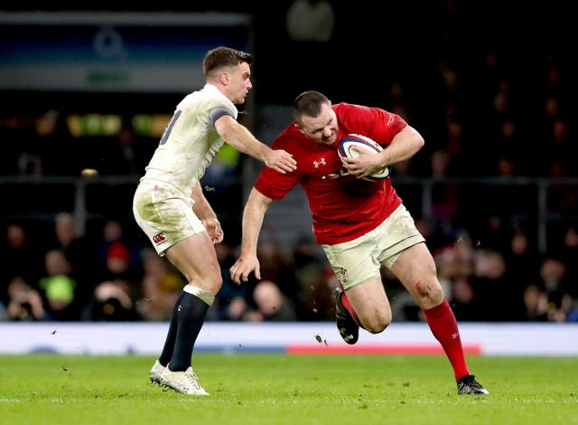 Ken Owens, right, is set to make his 61st Wales appearance in Paris