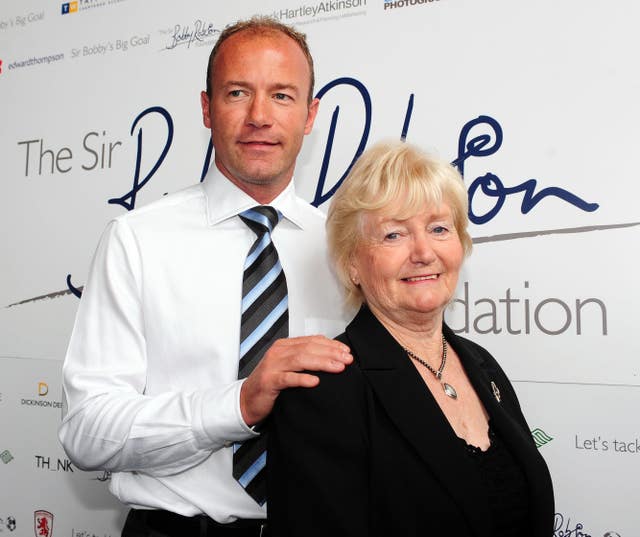 Lady Elsie pictured with Sir Bobby Robson Foundation patron Alan Shearer (Anna Gowthorpe/PA)