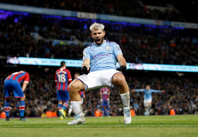 Manchester City's Sergio Aguero celebrates