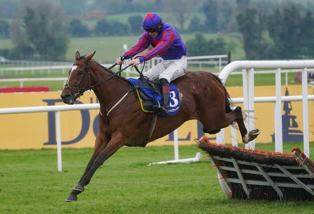 Casa No Mento winning at Punchestown