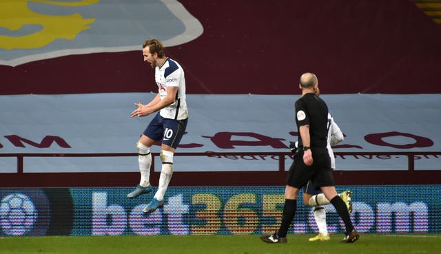 Harry Kane's 17th goal of the season wrapped up victory