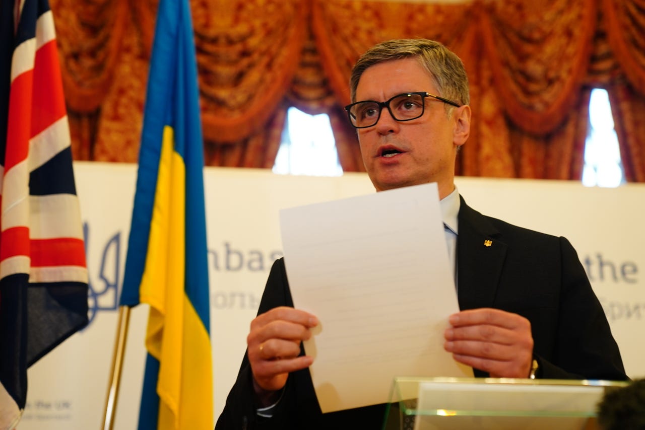 Ukrainian Ambassador Calls On Nato To Put In Place No Fly Zone Bournemouth Echo