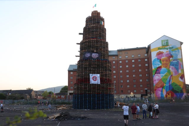 Battle of the Boyne bonfires