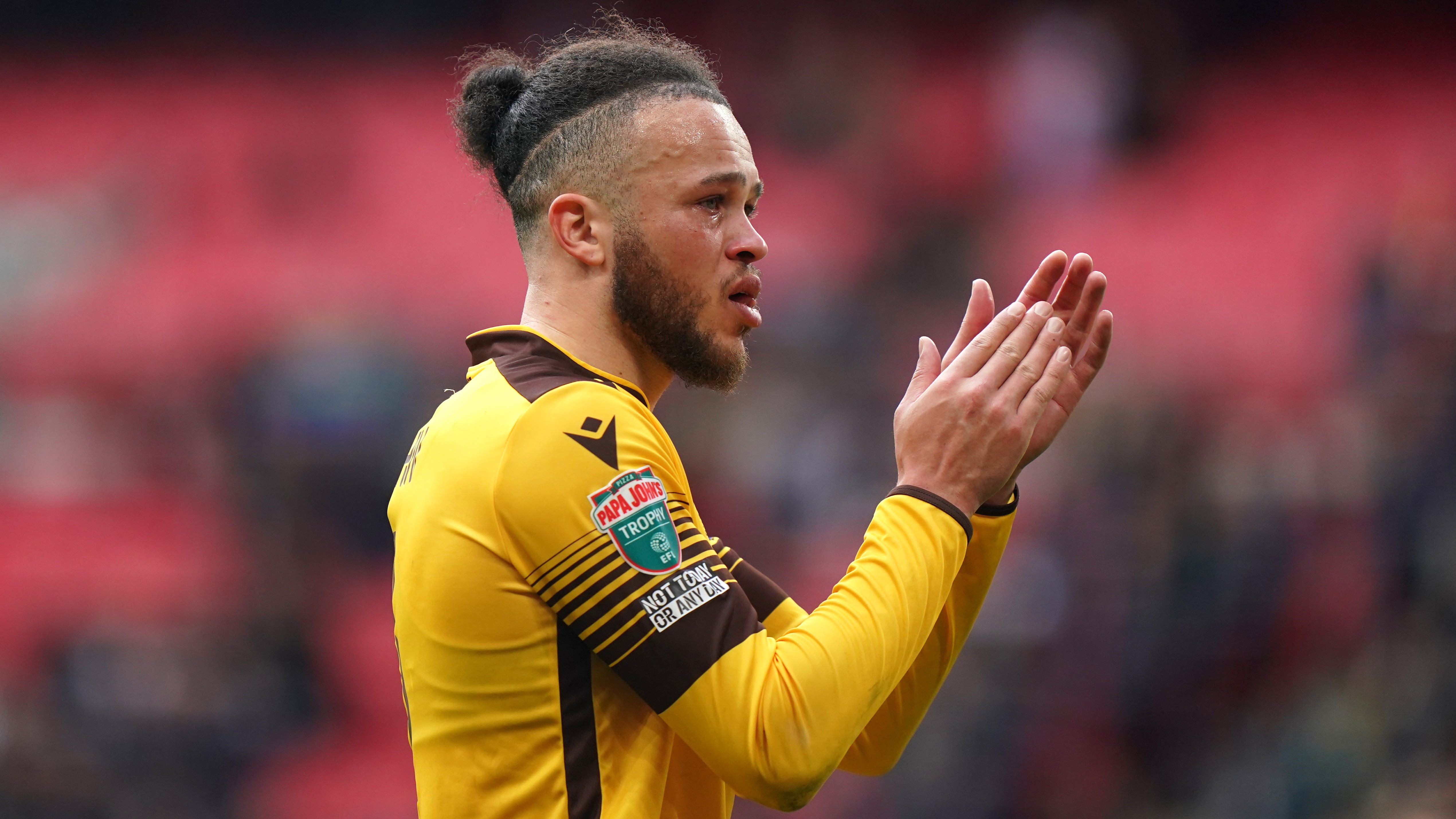 Tim Goode Sutton 1-1 Crewe: High-flying Railwaymen held by bottom side | LiveScore