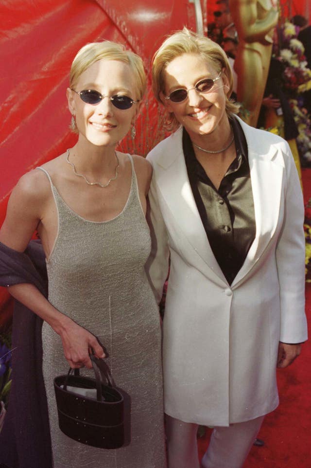 Anne Heche and Ellen de Generes, arrive at the 71st Annual Academy Awards 