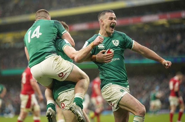 Johnny Sexton helped Ireland begin the 2022 Six Nations with victory over Wales