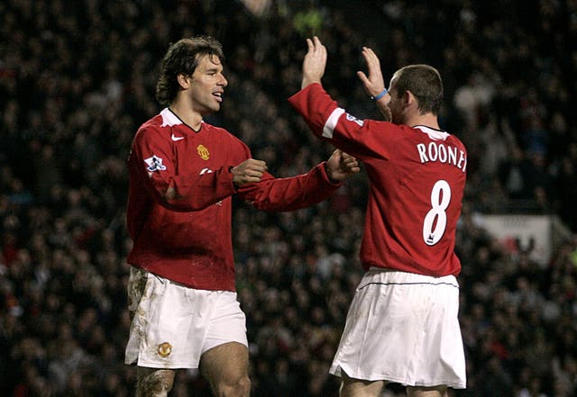 Wayne Rooney admired Ruud van Nistelrooy's striking instincts