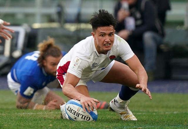 Marcus Smith scored the first of England's tries in Rome