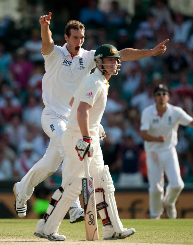 Cricket – 2010 Ashes Series – Fifth Test Match – Australia v England – Day Four – Sydney Cricket Ground