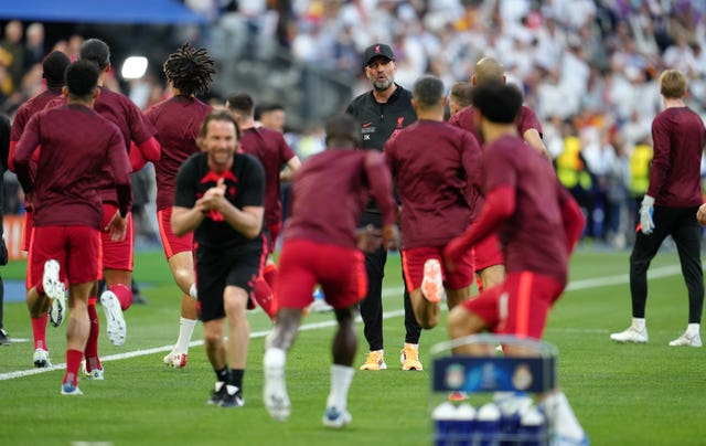 Liverpool warm up ahead of the final