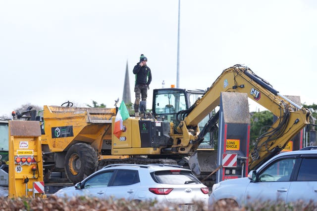 Fuel protesters block the N7 motorway in Rathcoole near Dublin on Sunday 