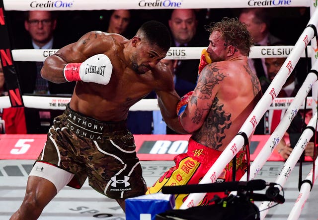 Anthony Joshua punches Jake Paul