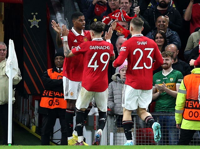 Manchester United celebrate Marcus Rashford's goal against Sheriff