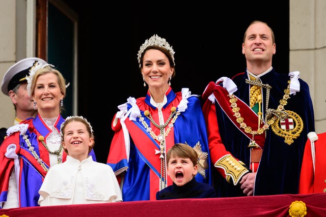 The Duchess of Edinburgh with the Prince and Princess of Wales, Princess Charlotte and Prince Louis