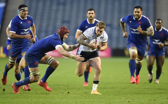 Scotland's Stuart Hogg (centre) will not worry if there is not too much running rugby on show