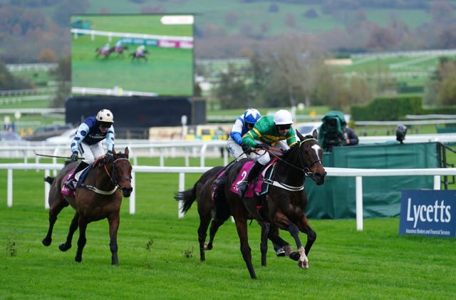 Jonbon had Boothill and Edwardstone behind him in the Shloer