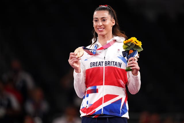 Bianca Walkden shows off her bronze medal