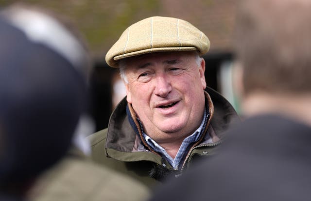 Paul Nicholls trains Shearer 