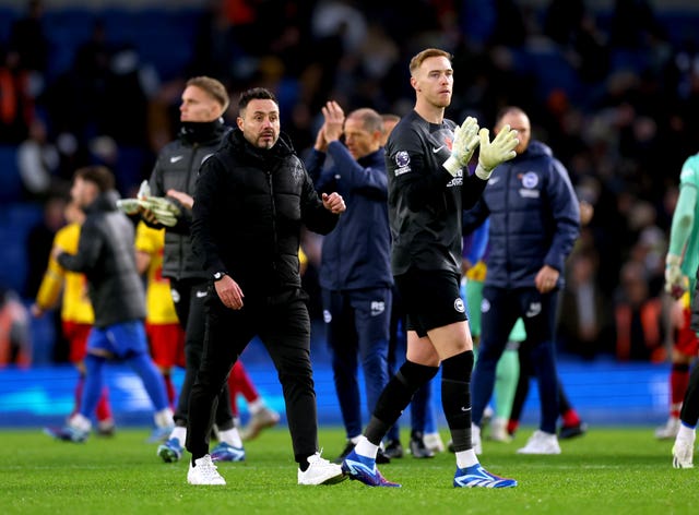 Roberto De Zerbi, left, reacts at the end of Brighton''s draw with Sheffield United