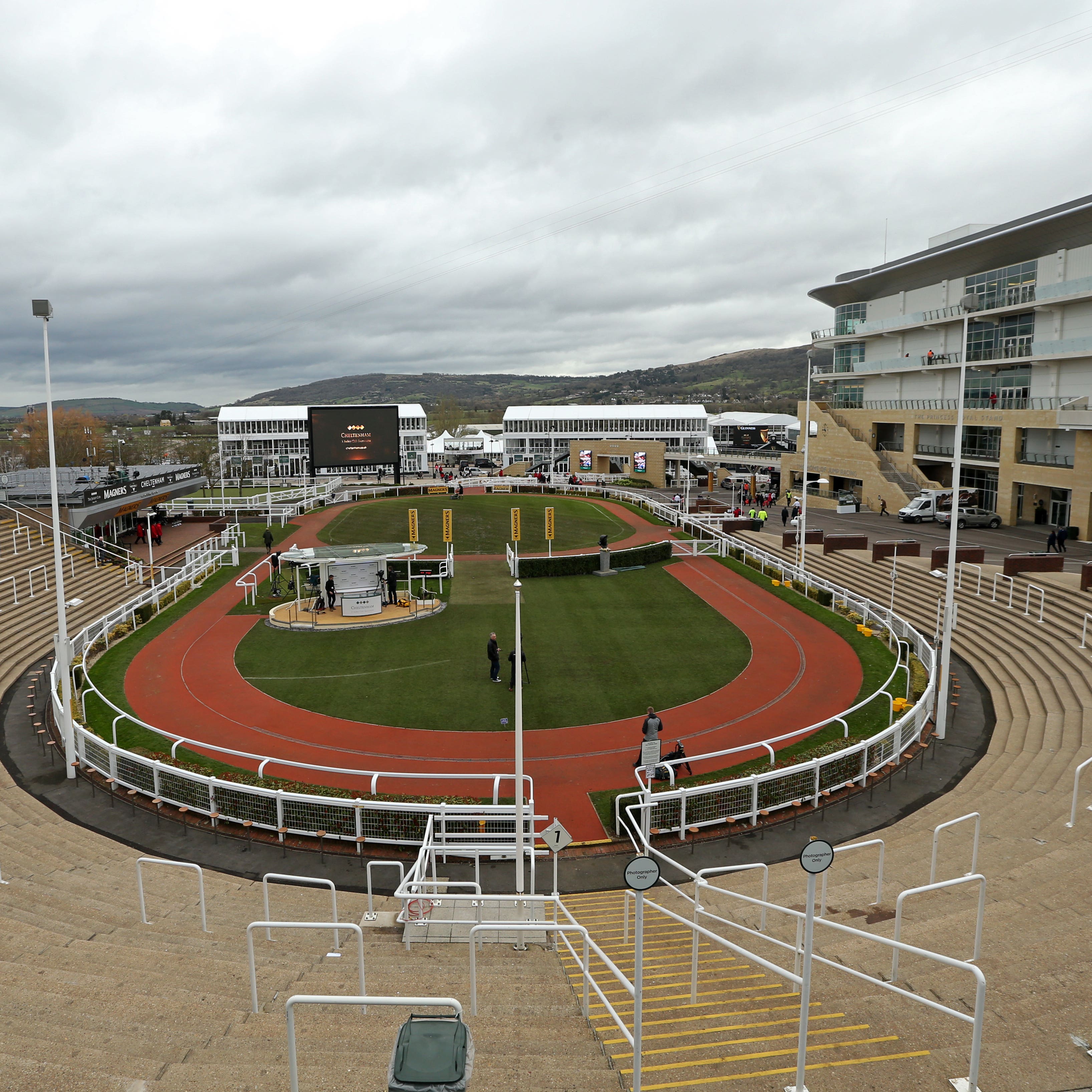 Cheltenham racecourse