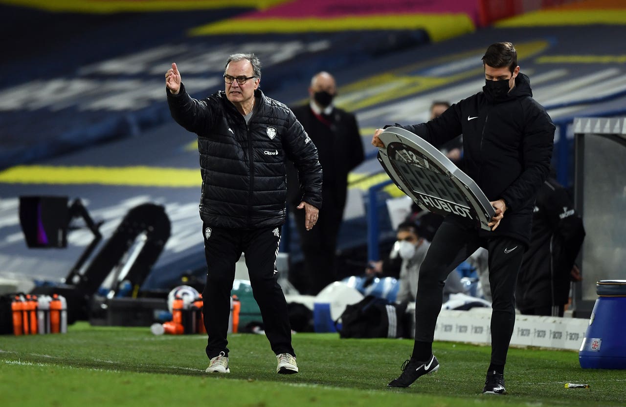 Marcelo Bielsa apologises for not conducting interviews in English ...