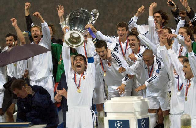 While Hierro enjoyed lifting major silverware, his two brothers also carved out their own playing careers