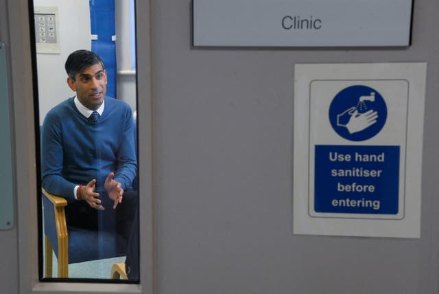 Rishi Sunak visits Berrywood Hospital