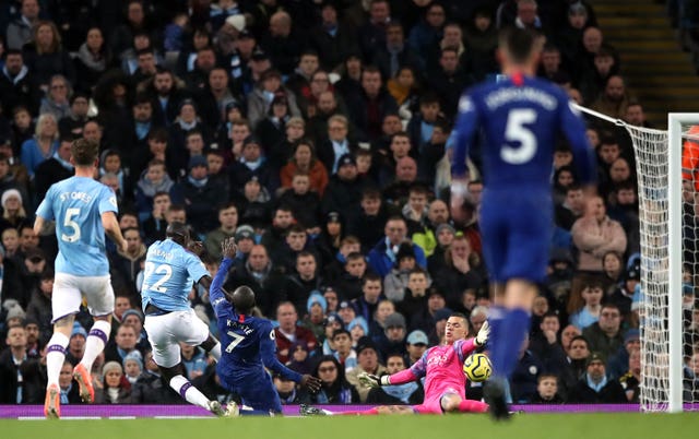 N’Golo Kante, centre, puts Chelsea ahead