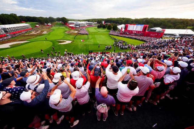 General shot of the crowd at the first tee at Bethpage Black