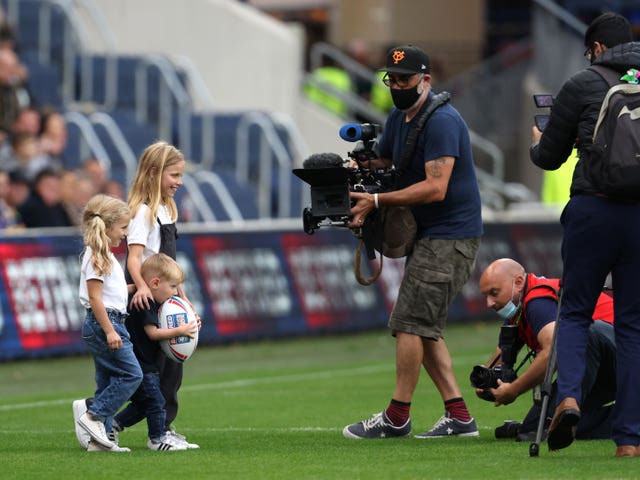 Rob Burrow's children deliveR the match ball