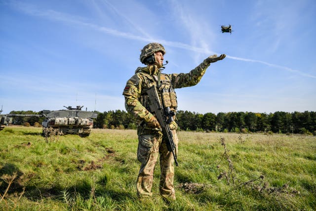 Ben Wallace visits visits Salisbury Plain